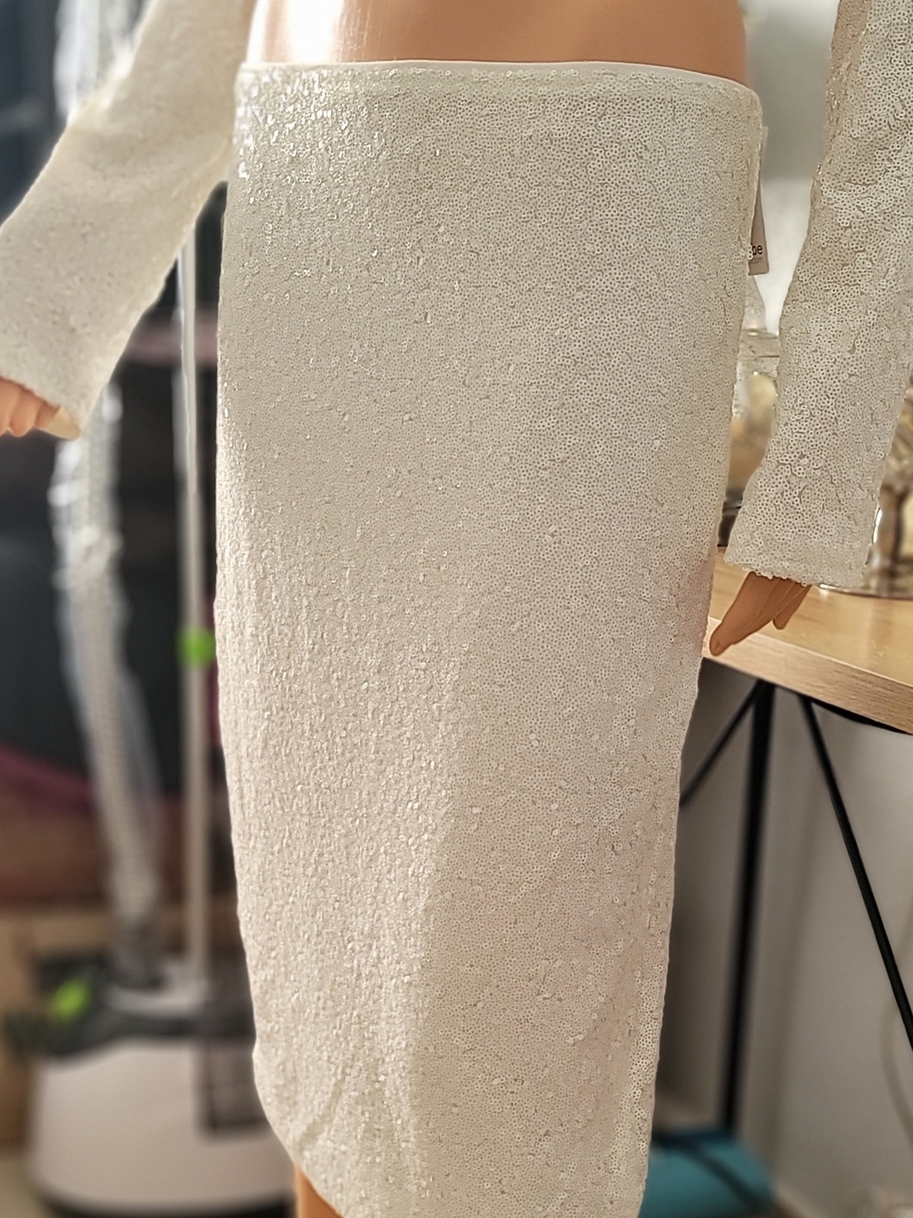 Rehab White Sequins Set Top And Skirt